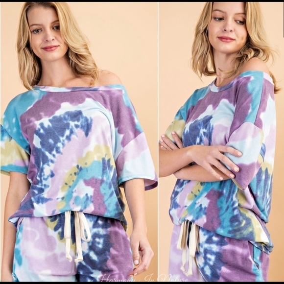 New! Clearance 🔥 Purple Spiral Tie Dye off shoulder beautiful Colors Top - Picture 2 of 11